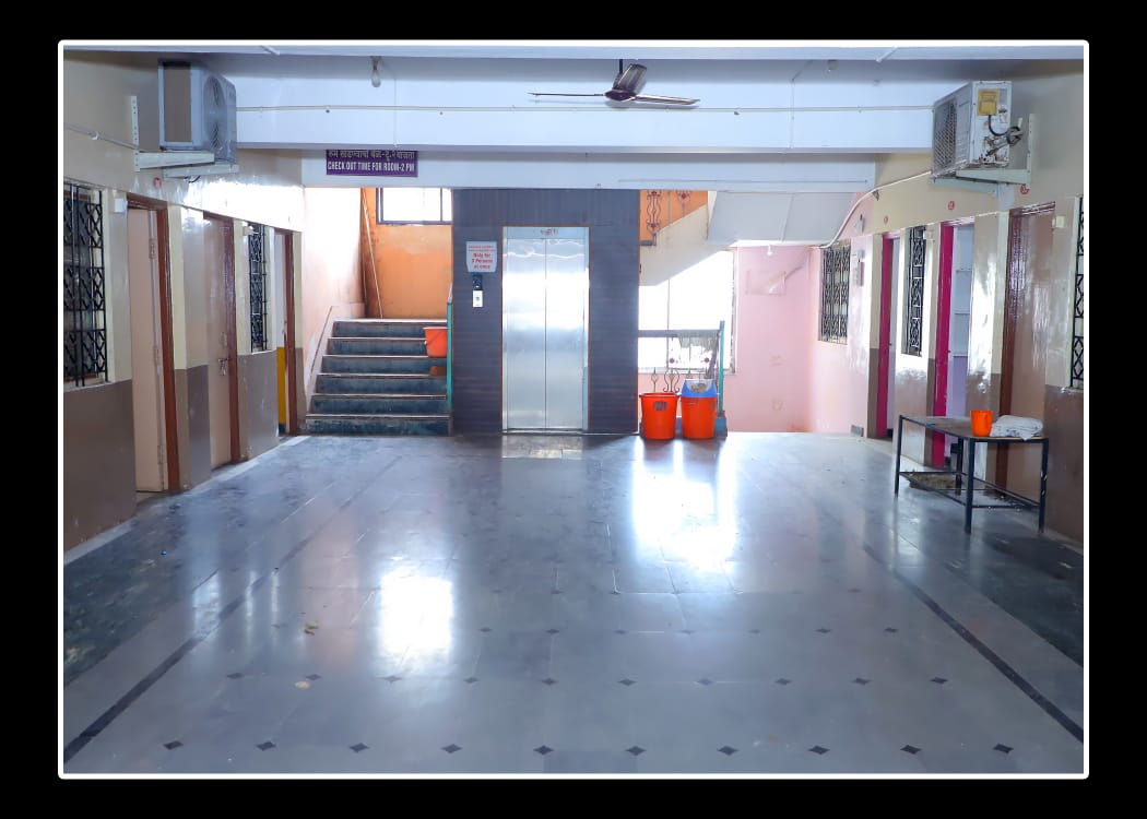 Shri Vitthal Rukmini Bhakta Nivas+db/uploads/stays/stay_6878949d6a42dpandurangBhavan.jpeg